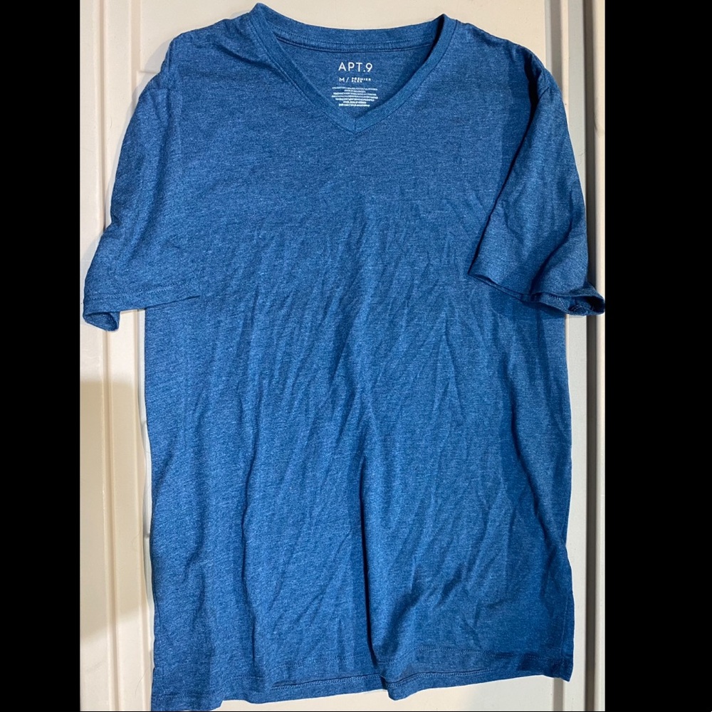 Men’s blue v-neck t shirt